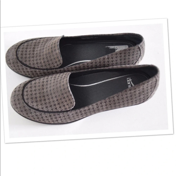 Dansko Debra ‘houndstooth slip on shoes - Picture 2 of 8